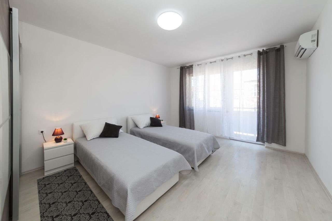 Apartman Bordura ซาดาร์ ภายนอก รูปภาพ
