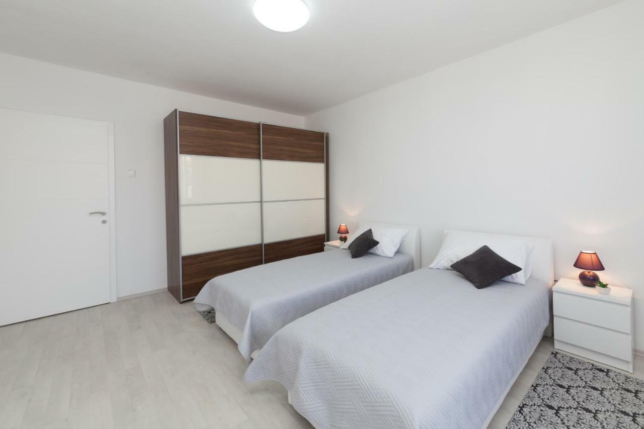 Apartman Bordura ซาดาร์ ภายนอก รูปภาพ